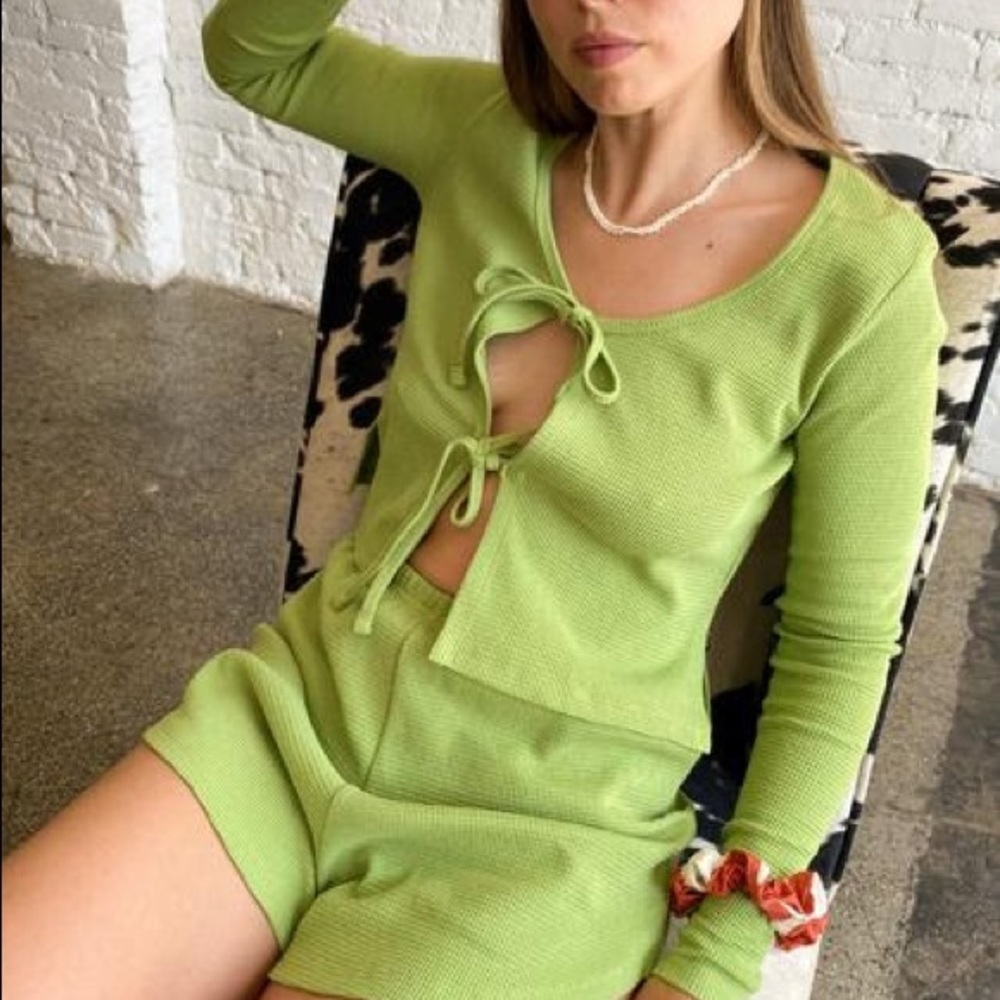 Lisa Says Gah Mia lounge set